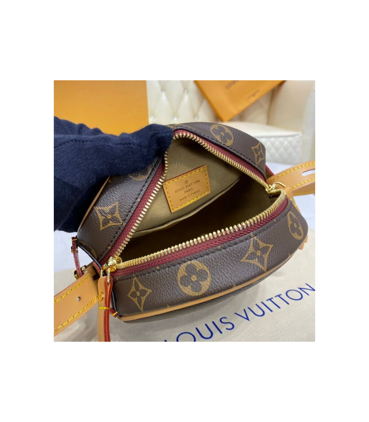 Shop Louis Vuitton Boite chapeau souple pm (M45578) by CITYMONOSHOP
